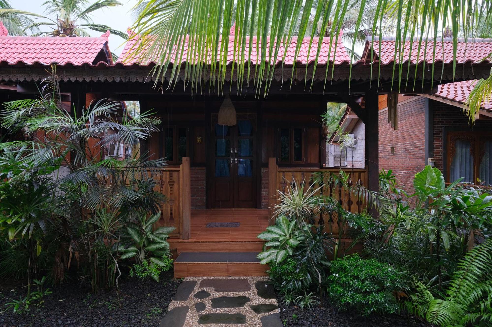 Java Turtle Lodge Meru Betiri Banyuwangi  Zimmer foto
